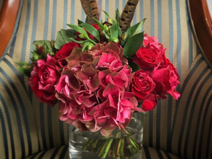Marriage Anniversary Flowers—Make Your Loved Ones Happy With The Perfect Gift