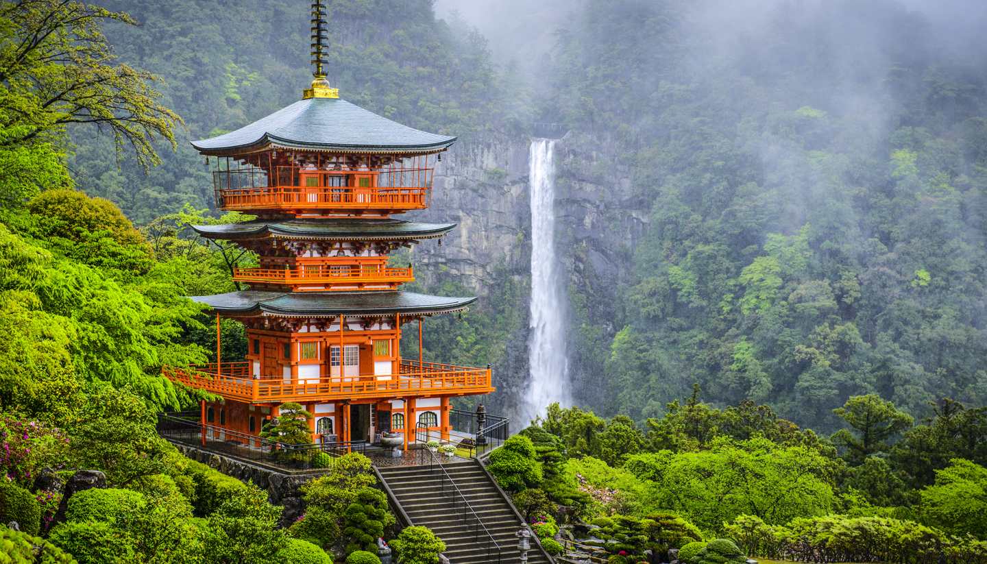 Travel Guide For Travellers In Japan
