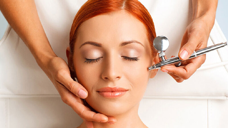 Aesthetic facial treatments: what you may expect and why you should get one